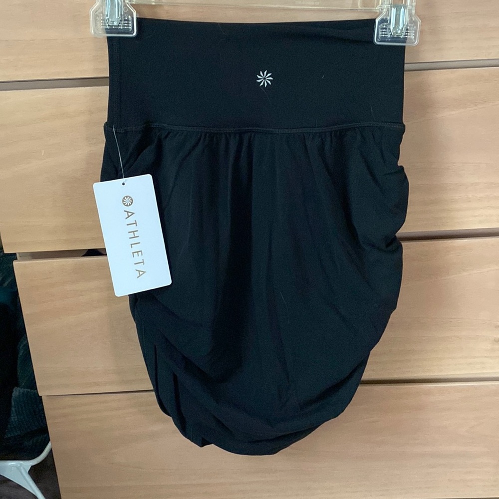 Athleta black skort